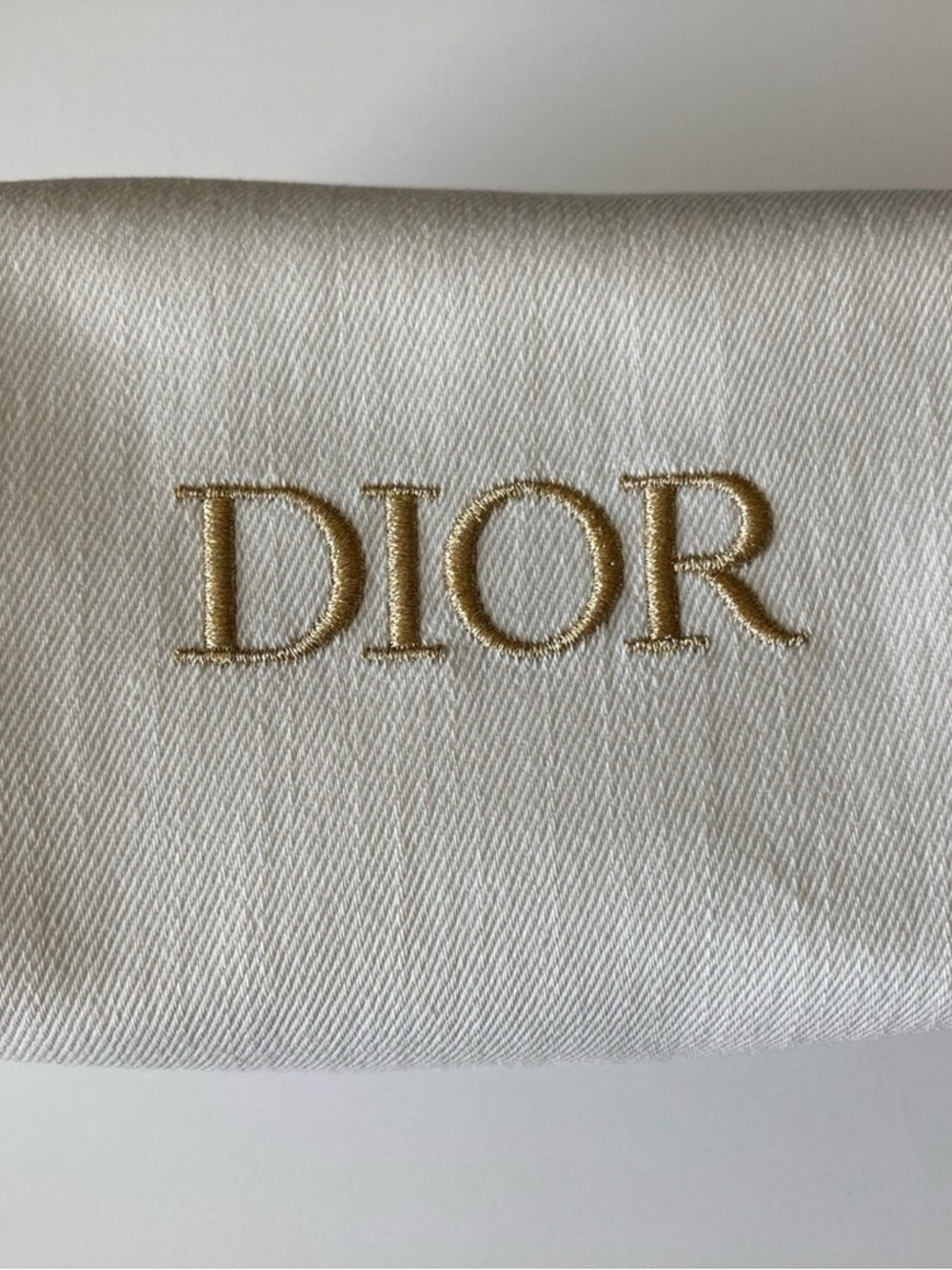 NIB DIOR COSMETICS BAG - Picture 2 of 5